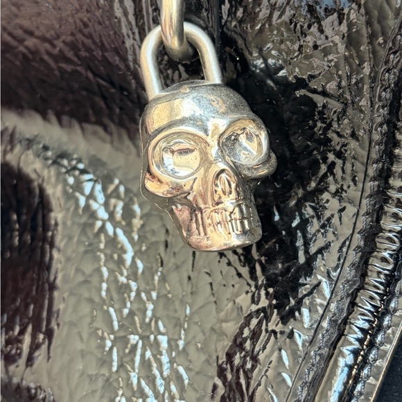 Alexander McQueen Black Patent Leather Eyelet Padlock Mini Satchel Bag - Picture 3 of 10